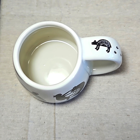 The Treasure Chest Las Cruces NM 1998 Southwest Human & Bear Pottery Mug #201 - Picture 5 of 7